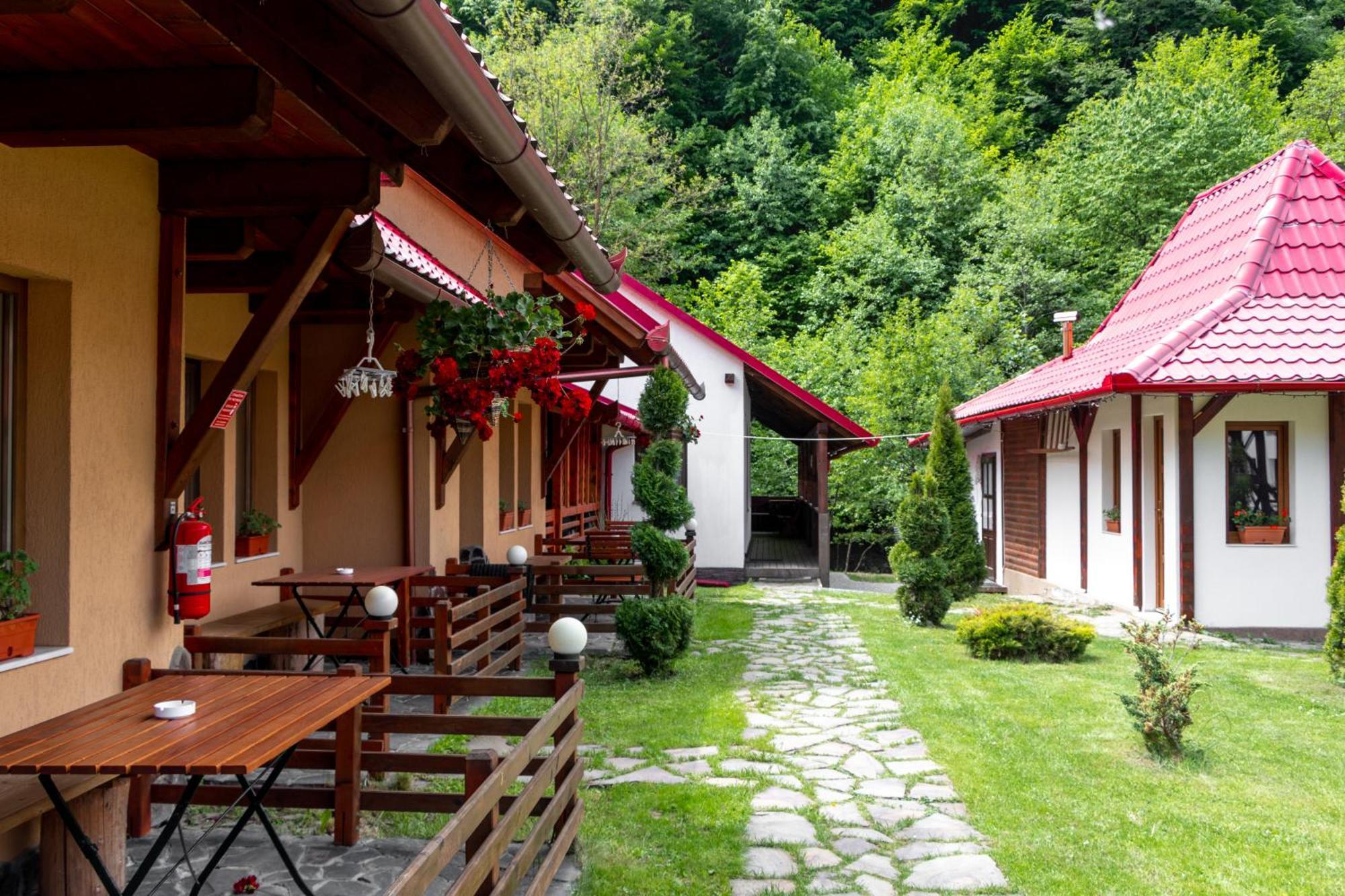 Patakmenti Panzió Spa Corund (Harghita) Exterior foto