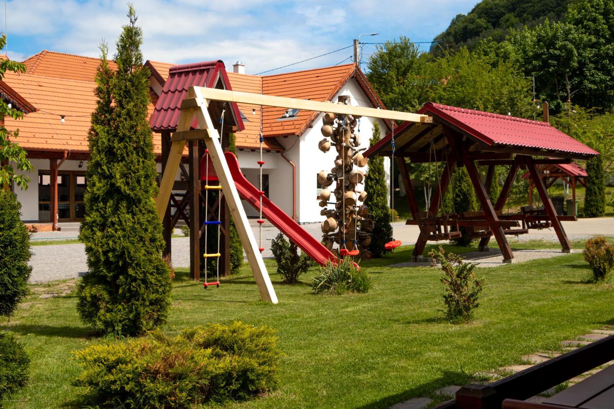 Patakmenti Panzió Spa Corund (Harghita) Exterior foto